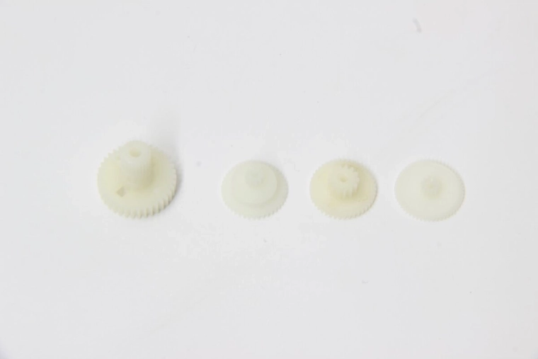 Plastikowe koło zębate do serwa cyfrowego 16