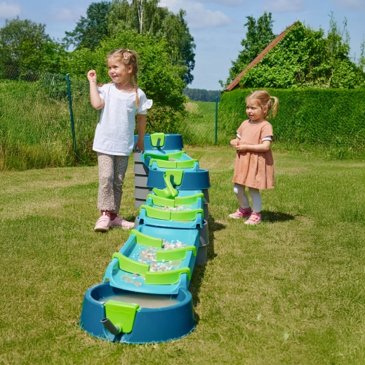 Nauka przez zabawę na świeżym powietrzu