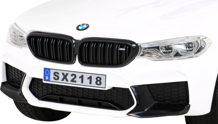 Realistyczne oświetlenie LED i detale