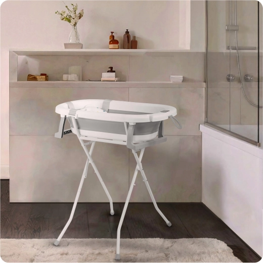 Składany stojak dla wygodnej wysokości i stabilności