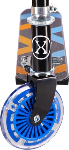 Koła LED i podświetlana platforma dla lepszej widoczności