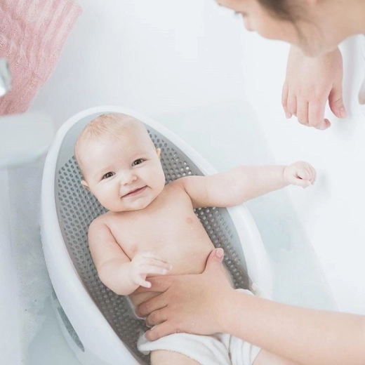 Ergonomiczne podparcie do kąpieli od urodzenia