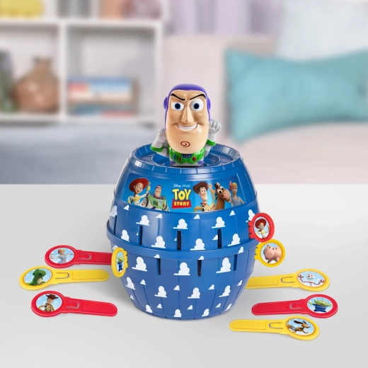 Design Toy Story i szable z postaciami