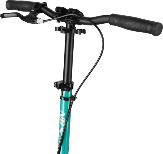 Regulowana wysokość kierownicy i hamulec ręczny dla większej kontroli