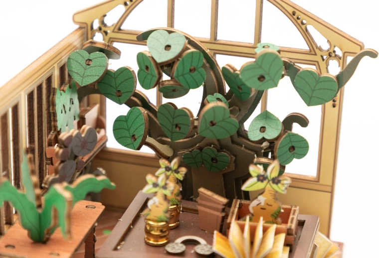 Precyzyjnie wycinane drewniane puzzle 3D