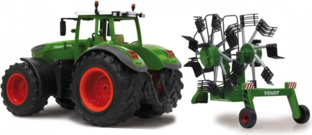 Ciągnik Fendt R/C z przetrząsarką
