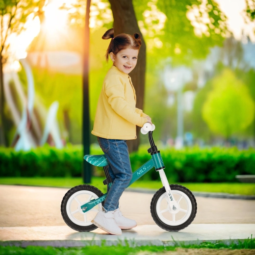 Rośnie z dzieckiem: regulowana kierownica i siodełko