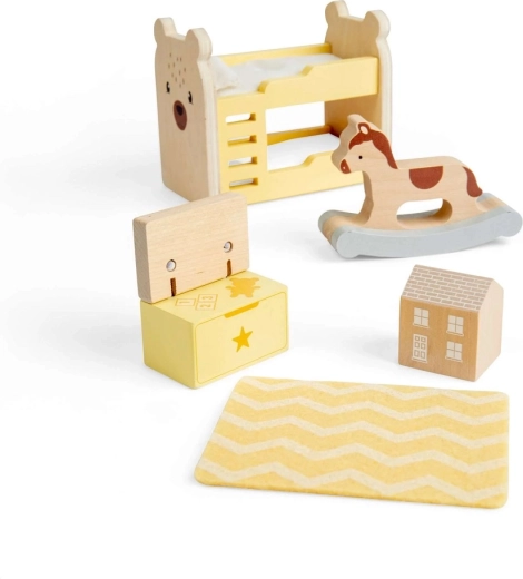 Koń na biegunach i skrzynia na zabawki dla jeszcze większej frajdy