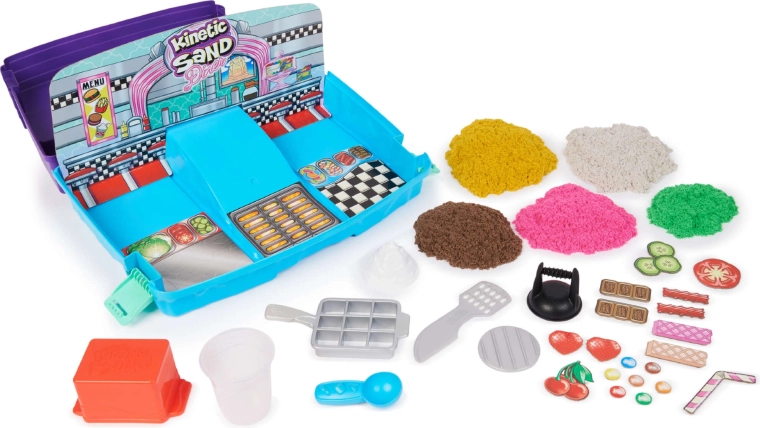 Mnóstwo narzędzi i foremek do realistycznych „dań”