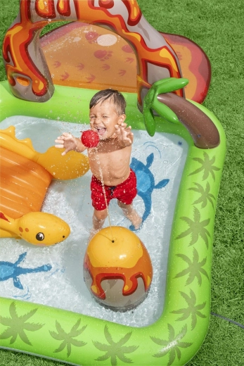 Zraszacz wodny dla orzeźwiającej zabawy