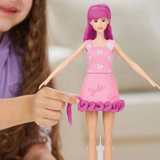 Modowe przemiany z Barbie