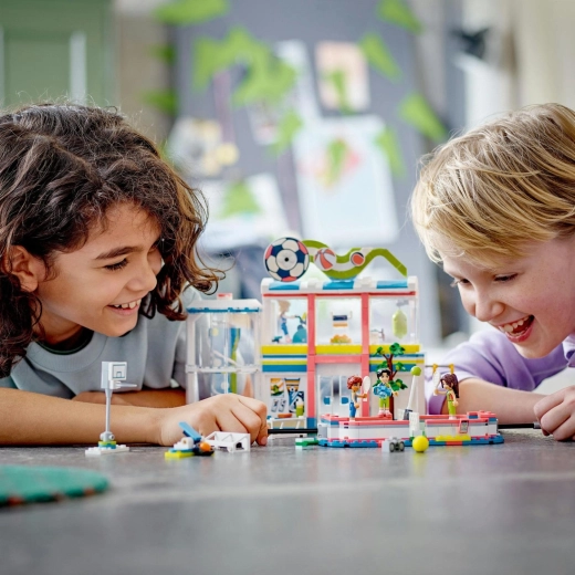 Budowanie z LEGO Builder i świat Heartlake City