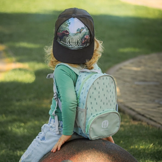 Stabilny i wygodny dla małych podróżników