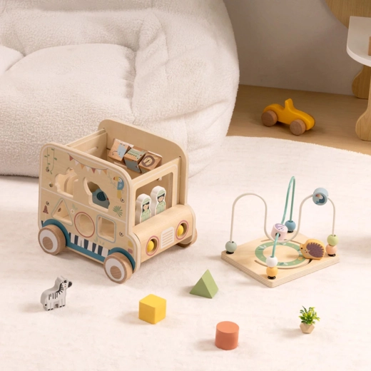 Zębatki, labirynty i safari historie