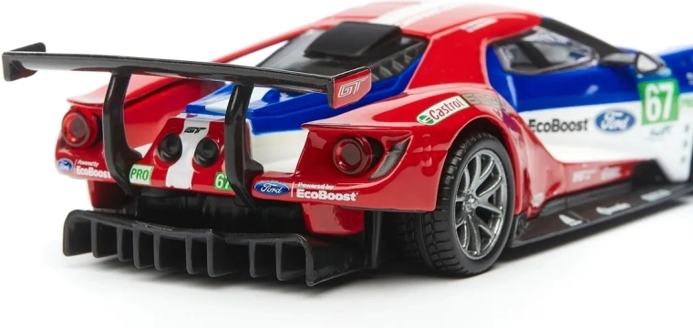 Metalowe wykonanie i swobodnie toczące się koła