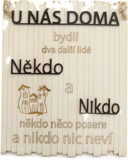 Drewniana dekoracyjna tabliczka „Ktoś i nikt…” 21 × 25 cm
