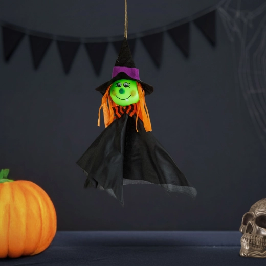 Wisząca dekoracja halloweenowa wiedźma 48 × 44 cm