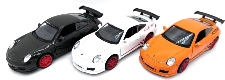 Metalowy model auta Porsche 911 GT3 RS ze światłami i dźwiękami