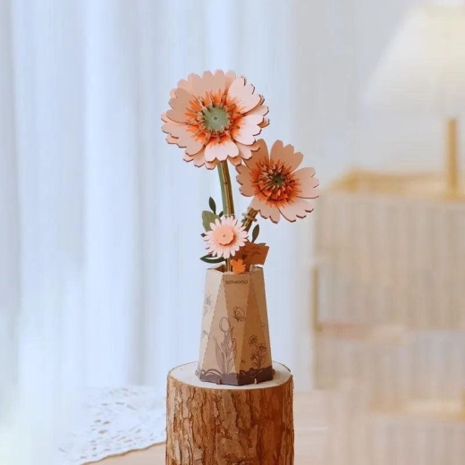 Lekka dekoracja, która stoi samodzielnie