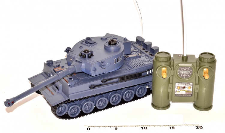 Czołg zdalnie sterowany Tiger 28 cm