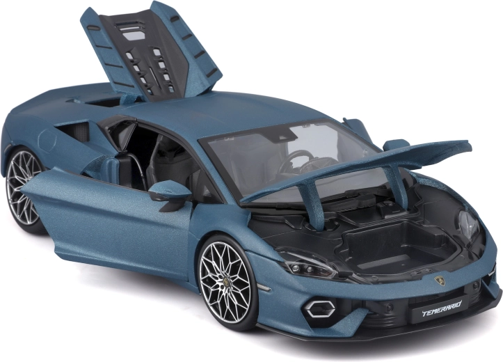 Otwierane drzwi, bagażnik i pokrywa silnika