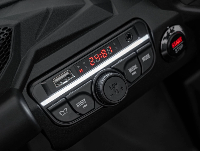 Panel multimedialny z Bluetooth i światła LED