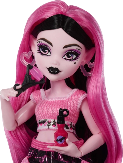 Upiornie stylowa Draculaura