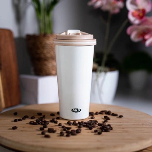 Wygodne wieczko flip bez niepotrzebnego rozlewania