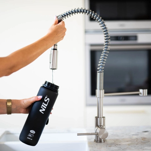 Wygodne napełnianie i kontrola spożycia płynów