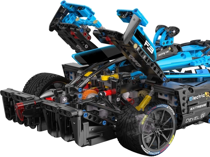 Ruchome elementy i działające mechanizmy