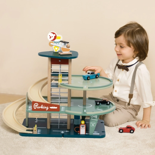 Trzy poziomy z windą i płynnymi rampami