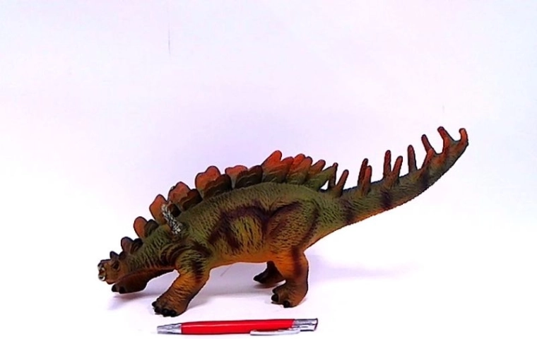 Miękki pluszowy dinozaur z dźwiękiem
