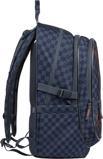 Sprytna organizacja z kieszenią na laptop 15"