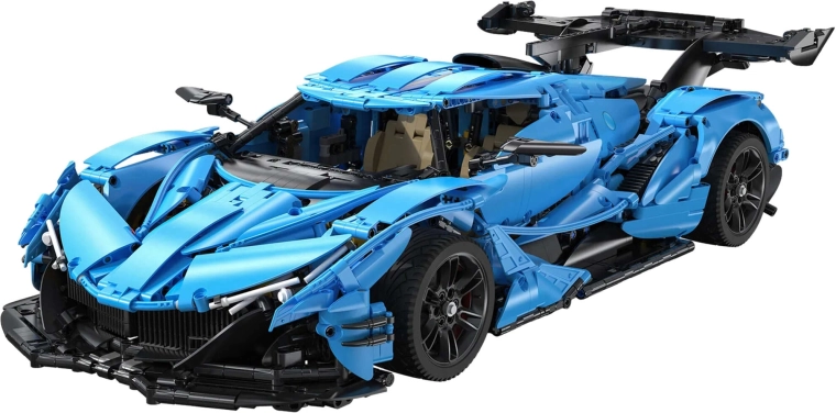 Duży model w skali 1:8