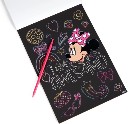 Magiczna kolorowa przemiana na każdej stronie