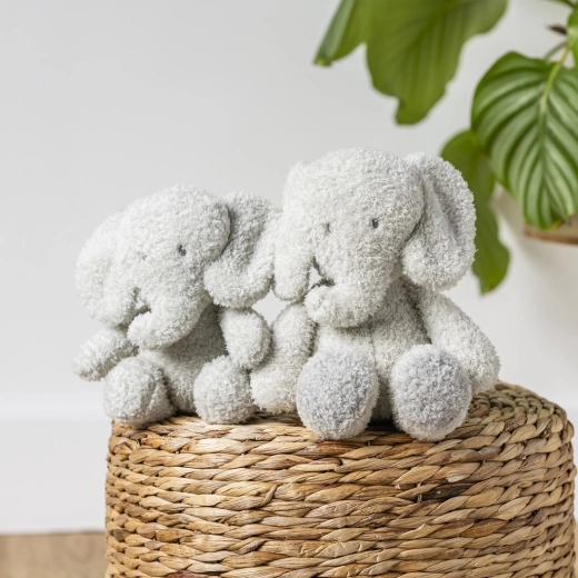 Idealny rozmiar 24 cm dla małych rączek