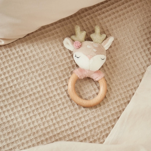 Delikatne grzechotanie dla stymulacji zmysłów