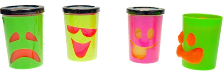 Kubeczek z emotikoną dla extra zabawy