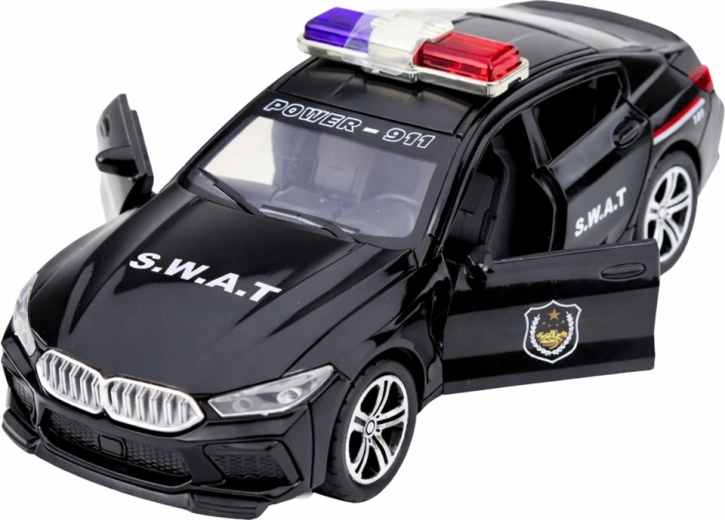 Otwierane przednie drzwi do taktycznej zabawy