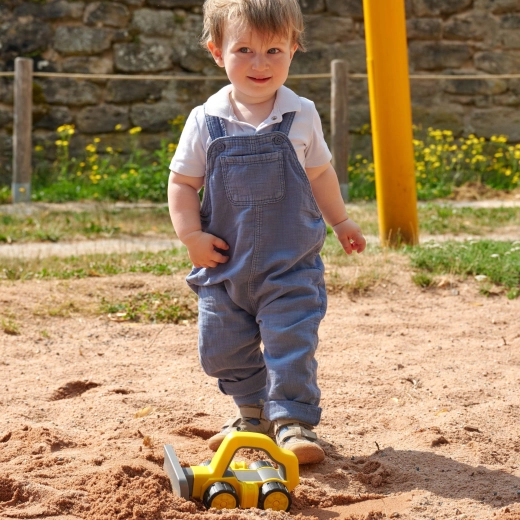Świetny do piaskownicy i ogrodu