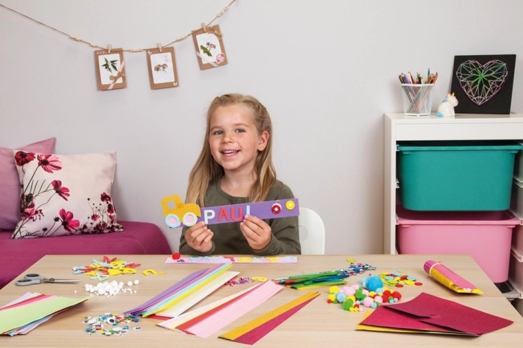 Praktyczny kuferek w podróż i do domu