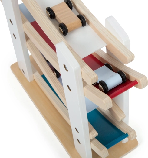 Cztery kolorowe autka w zestawie