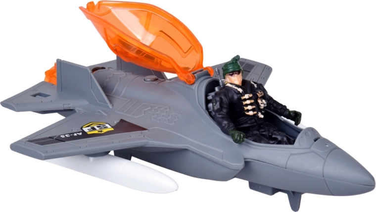 Myśliwiec z otwieranym kokpitem