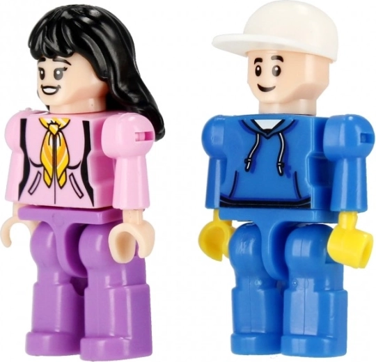 Ruchome elementy i 2 figurki