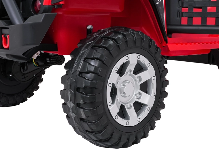 Wydajny napęd 4×4 i długi czas działania