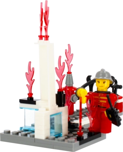 Zabawa z minifigurką strażaka