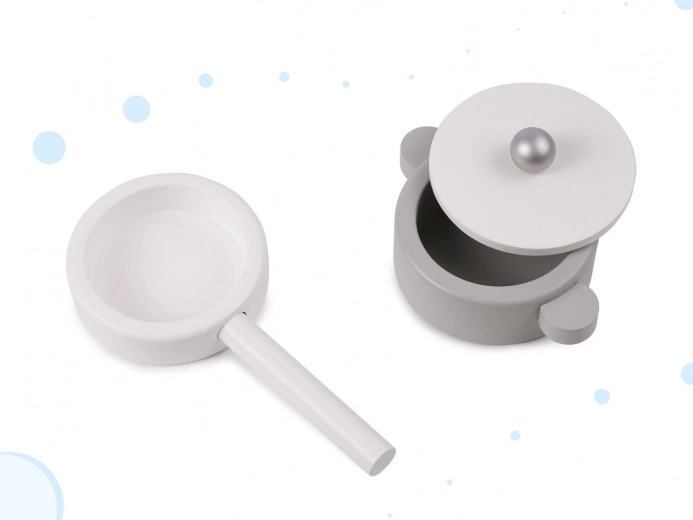 Bogate akcesoria z wytrzymałego drewna