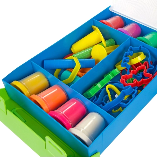 Praktyczne pudełko z pokrywką i uchwytem