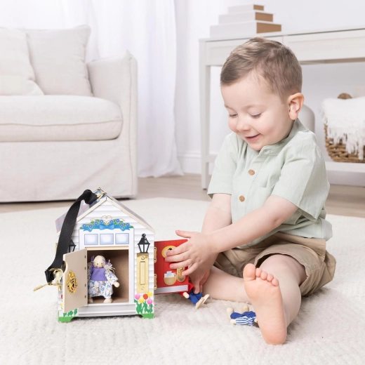 Wytrzymałe drewno i łatwe przenoszenie