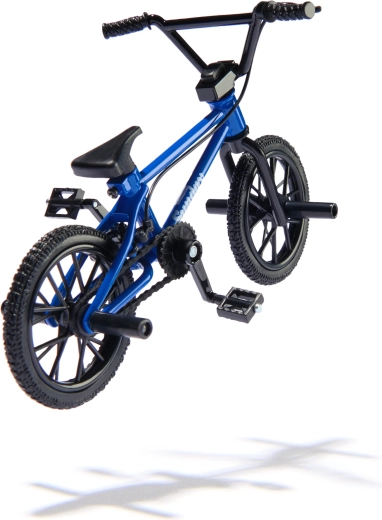 Działające sterowanie i płynne koła